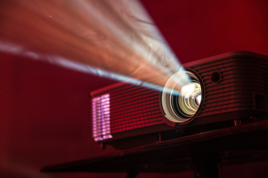 Quels sont les avantages du vidéoprojecteur en 2025 ?